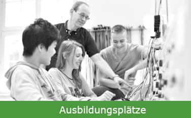 Azubis bei der Arbeit